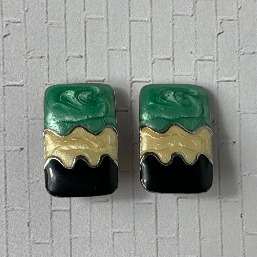 Vintage Enamel Clip On Earrings